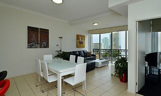 Chevron Renaissance - HR Surfers Paradise