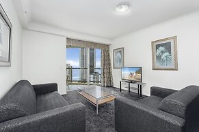 Chevron Renaissance - HR Surfers Paradise