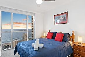 Chevron Renaissance - HR Surfers Paradise