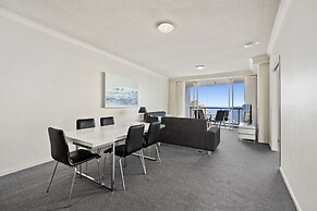 Chevron Renaissance - HR Surfers Paradise