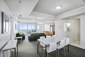 Chevron Renaissance - HR Surfers Paradise