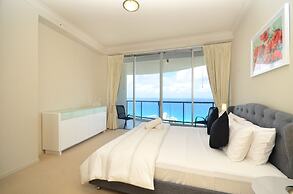 Chevron Renaissance - HR Surfers Paradise