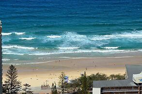 Chevron Renaissance - HR Surfers Paradise