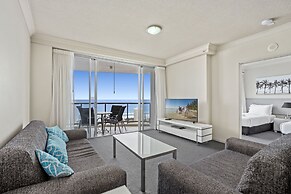 Chevron Renaissance - HR Surfers Paradise