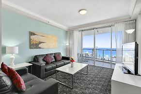 Chevron Renaissance - HR Surfers Paradise
