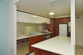 Chevron Renaissance - HR Surfers Paradise