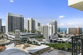 Chevron Renaissance - HR Surfers Paradise