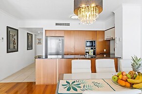 Chevron Renaissance - HR Surfers Paradise