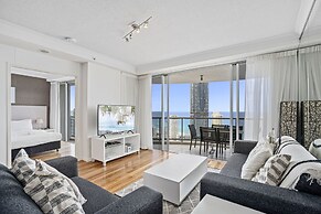 Chevron Renaissance - HR Surfers Paradise