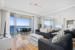 Chevron Renaissance - HR Surfers Paradise