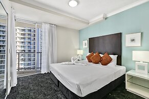 Chevron Renaissance - HR Surfers Paradise