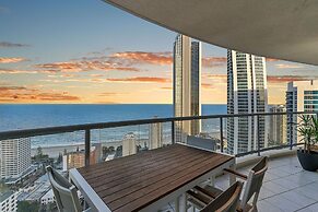 Chevron Renaissance - HR Surfers Paradise
