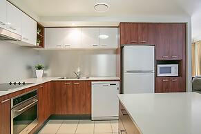 Chevron Renaissance - HR Surfers Paradise