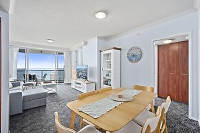 Chevron Renaissance - HR Surfers Paradise
