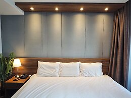 Western Grace Hotel