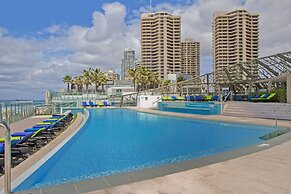 Soul on the Esplanade - HR Surfers Paradise