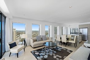 Soul on the Esplanade - HR Surfers Paradise