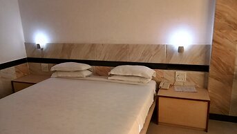 Hotel Arch Manor Deluxe