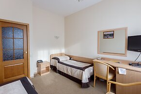 Hotel Atal