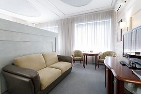 Hotel Atal