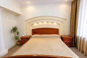 Hotel Atal