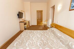 Hotel Atal