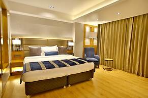 Regenta Central The Crystal