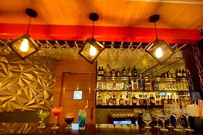 Regenta Central The Crystal