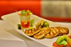 Regenta Central The Crystal