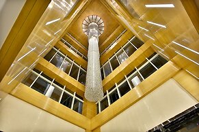 Regenta Central The Crystal