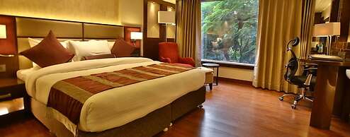 Regenta Central The Crystal