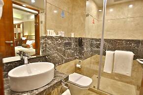 Regenta Central The Crystal