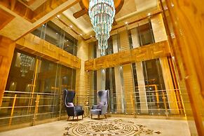 Regenta Central The Crystal