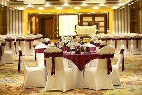 Regenta Central The Crystal