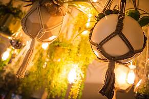 Glansit Akihabara Comfort Capsule Hotel