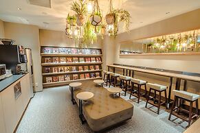 Glansit Akihabara Comfort Capsule Hotel