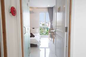 Hostie Saigon Wanderlust Home