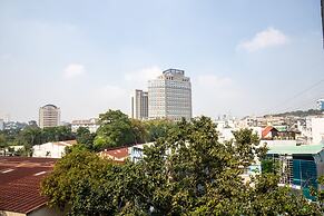 Hostie Saigon Wanderlust Home