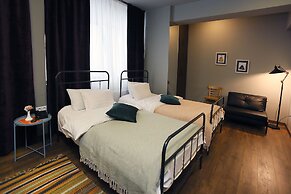 L.M Club Hotel