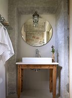 IridaChic Boutique Hotel & Spa