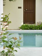 IridaChic Boutique Hotel & Spa