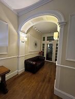 The Winchmore Hotel