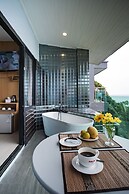 Cliff Lanta Suite