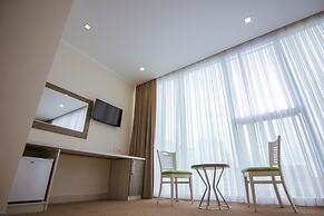 Hotel Green Glass