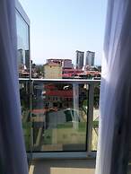 Hotel Green Glass