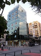 Hotel Green Glass