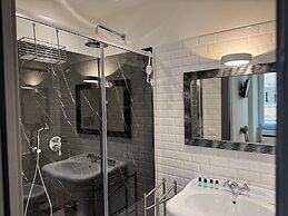Santa Monica Townhouse
