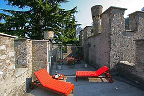 Castrum di Serravalle