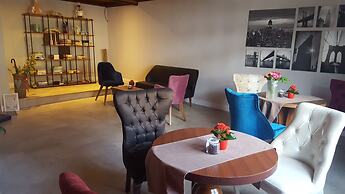 Novel Hotel