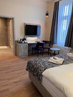 Novel Hotel